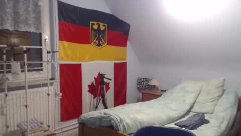 Snapshot of andre124231 chatting on December 2024 08:21:02 PM Andre online show from December 2024 08:21:02 PM