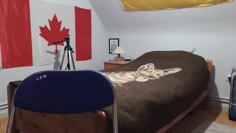 Snapshot of andre124231 chatting on October 2025 05:11:02 PM Andre online show from October 2025 05:11:02 PM