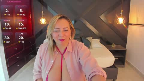 A N D R E online show from April 2026 01:32:01 AM