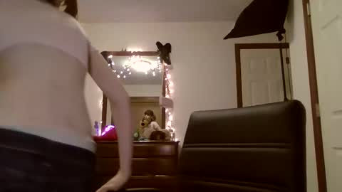 Snapshot of andrea_davenport chatting on December 2024 03:32:01 AM andrea online show from December 2024 03:32:01 AM