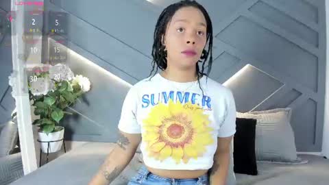 Snapshot of andreaa_zoee_ chatting on July 2026 08:44:01 PM Andrea Zoelins online show from July 2026 08:44:01 PM