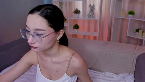 Snapshot of andreajohnsons chatting on April 2026 08:18:02 AM andreajohnsons online show from April 2026 08:18:02 AM