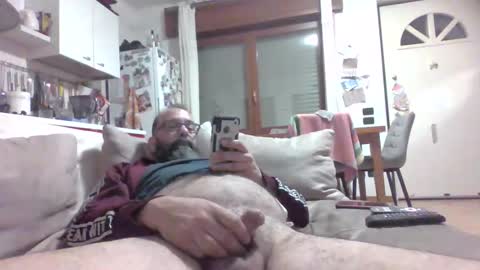Snapshot of andrecool979 chatting on April 2026 10:37:02 PM Andre online show from April 2026 10:37:02 PM