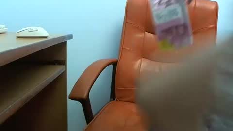andreeacorina713 online show from May 2026 05:07:02 PM