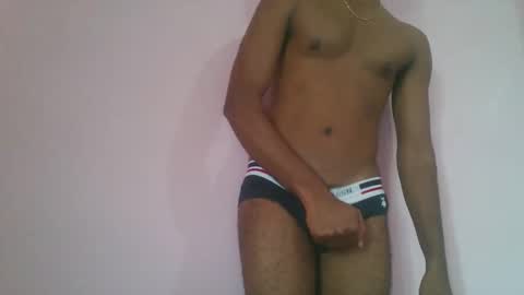 andres01_ online show from November 2025 06:14:01 AM