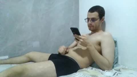 andres129494 online show from March 2026 02:00:01 AM