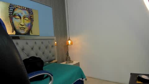 Snapshot of andres1_8 chatting on April 2026 03:33:01 AM IM ANDRES online show from April 2026 03:33:01 AM