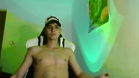 Snapshot of andres_2977 chatting on July 2026 07:57:01 PM Andres 2977 online show from July 2026 07:57:01 PM