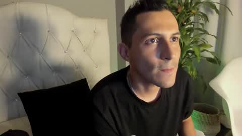 andres_marinn online show from January 2025 11:19:01 PM