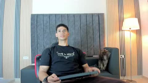 Snapshot of andres_stud777 chatting on September 2025 04:45:02 AM ANDRES online show from September 2025 04:45:02 AM