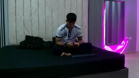 Snapshot of andres_stud777 chatting on September 2025 04:25:02 AM ANDRES online show from September 2025 04:25:02 AM