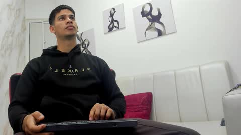 Snapshot of andres_stud777 chatting on October 2025 04:13:02 AM ANDRES online show from October 2025 04:13:02 AM