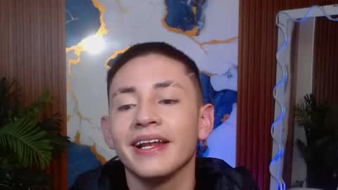 Snapshot of andres_tay chatting on April 2026 02:38:02 AM andres_tay online show from April 2026 02:38:02 AM