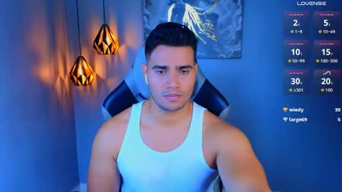 Snapshot of andresfiit chatting on May 2026 02:43:01 PM Andres online show from May 2026 02:43:01 PM