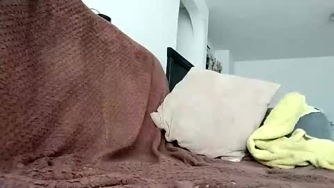Snapshot of andresfloga chatting on April 2026 04:01:02 PM andresfloga online show from April 2026 04:01:02 PM