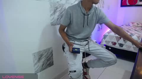 Snapshot of andressdean chatting on January 2025 08:07:02 PM Andres Dean online show from January 2025 08:07:02 PM