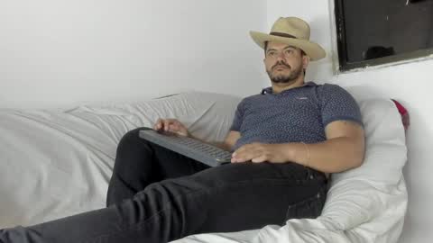 Andres online show from April 2026 08:26:01 AM