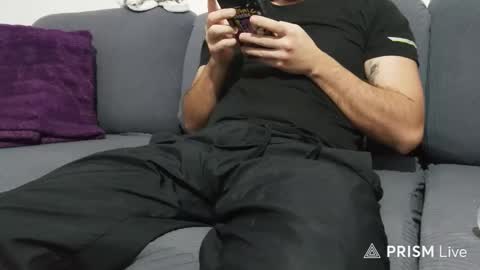 Snapshot of andreudickhard91 chatting on December 2025 09:10:02 PM Andreu online show from December 2025 09:10:02 PM