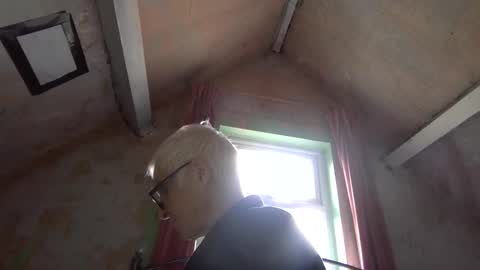 Snapshot of andrew160258 chatting on April 2026 11:51:02 AM Andrew online show from April 2026 11:51:02 AM