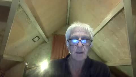 Snapshot of andrew160258 chatting on April 2026 11:27:01 PM Andrew online show from April 2026 11:27:01 PM