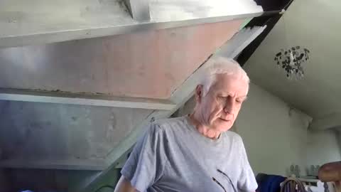 Snapshot of andrew160258 chatting on May 2026 11:05:01 AM Andrew online show from May 2026 11:05:01 AM