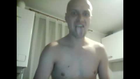 andrew3356577 online show from September 2025 11:59:01 PM