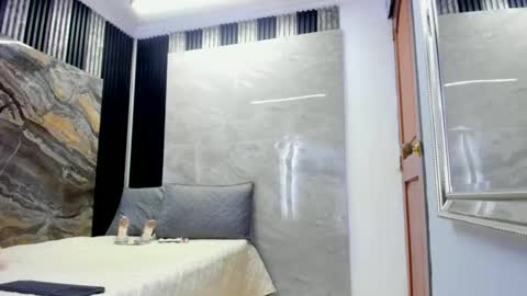 Andrew Taylor0 online show from February 2026 09:05:02 PM