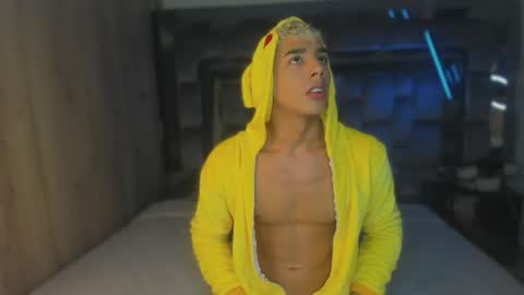 Andrew M. online show from January 2026 10:48:01 PM