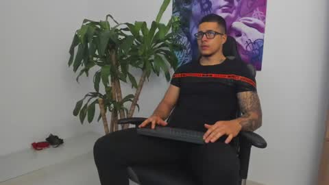 andrewmaterazzi online show from December 2024 12:34:01 AM