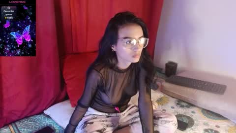 Snapshot of andrewmod chatting on October 2025 04:21:01 AM Sofia online show from October 2025 04:21:01 AM