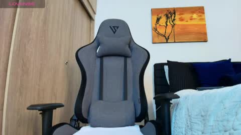 andrewstelee online show from April 2026 05:32:02 AM