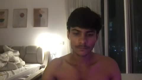 Snapshot of andrewtatae01 chatting on June 2026 05:06:02 PM andrewtatae01 online show from June 2026 05:06:02 PM
