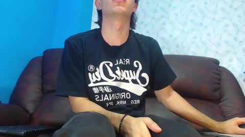 Snapshot of andreww_whitee chatting on January 2025 08:45:02 PM AndreW White online show from January 2025 08:45:02 PM