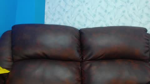 Snapshot of andreww_whitee chatting on February 2025 09:21:02 PM AndreW White online show from February 2025 09:21:02 PM