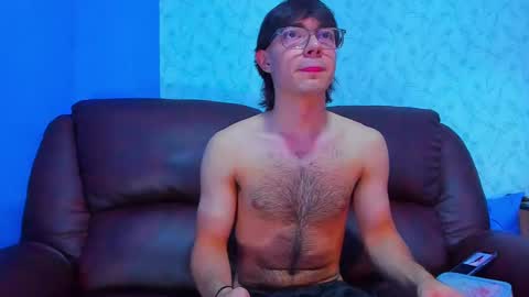 Snapshot of andreww_whitee chatting on February 2025 11:57:01 PM AndreW White online show from February 2025 11:57:01 PM