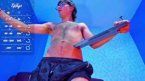 Snapshot of andreww_whitee chatting on February 2025 12:10:02 AM AndreW White online show from February 2025 12:10:02 AM