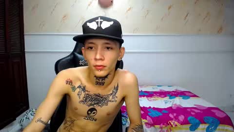 Snapshot of andrey_mishel_hot chatting on February 2025 09:46:01 AM andrey_mishel_hot online show from February 2025 09:46:01 AM