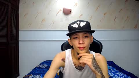 Snapshot of andrey_mishel_hot chatting on February 2025 04:33:01 AM andrey_mishel_hot online show from February 2025 04:33:01 AM
