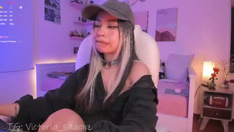Victoria Senz  online show from July 2026 03:25:02 PM