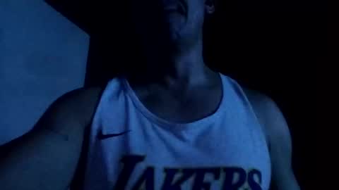 andy101075 online show from November 2025 06:24:01 AM