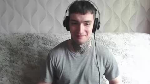 Snapshot of andy4life chatting on June 2026 05:27:01 AM andy4life online show from June 2026 05:27:01 AM