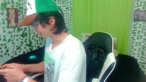 Snapshot of andy_gray01 chatting on May 2026 11:48:02 AM Andy Gray online show from May 2026 11:48:02 AM