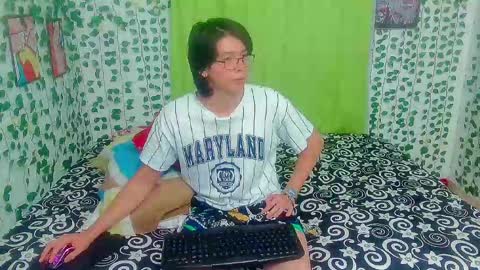 Snapshot of andy_gray01 chatting on May 2026 03:40:01 PM Andy Gray online show from May 2026 03:40:01 PM