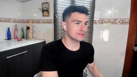 Snapshot of andy_vera chatting on December 2025 01:55:02 AM Andy online show from December 2025 01:55:02 AM