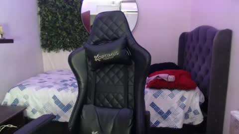 Snapshot of andyanddant chatting on March 2025 12:57:02 PM andyanddant online show from March 2025 12:57:02 PM