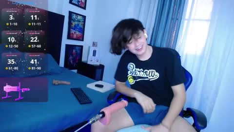 andy online show from November 2025 10:21:02 PM