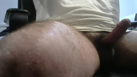 Snapshot of andychow381213 chatting on October 2025 01:37:02 AM andychow381213 online show from October 2025 01:37:02 AM