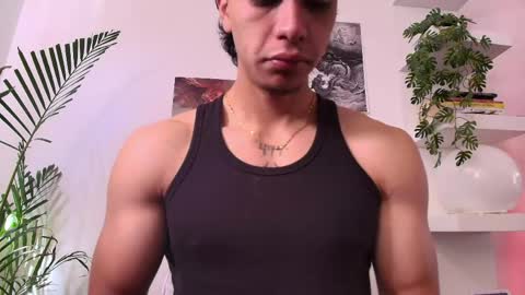 Snapshot of andypalmerr chatting on May 2026 01:38:02 PM andypalmerr online show from May 2026 01:38:02 PM