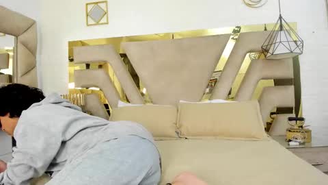 andyxibrat online show from October 2025 07:12:01 PM