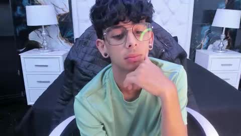 andyxibrat online show from March 2026 03:05:04 PM